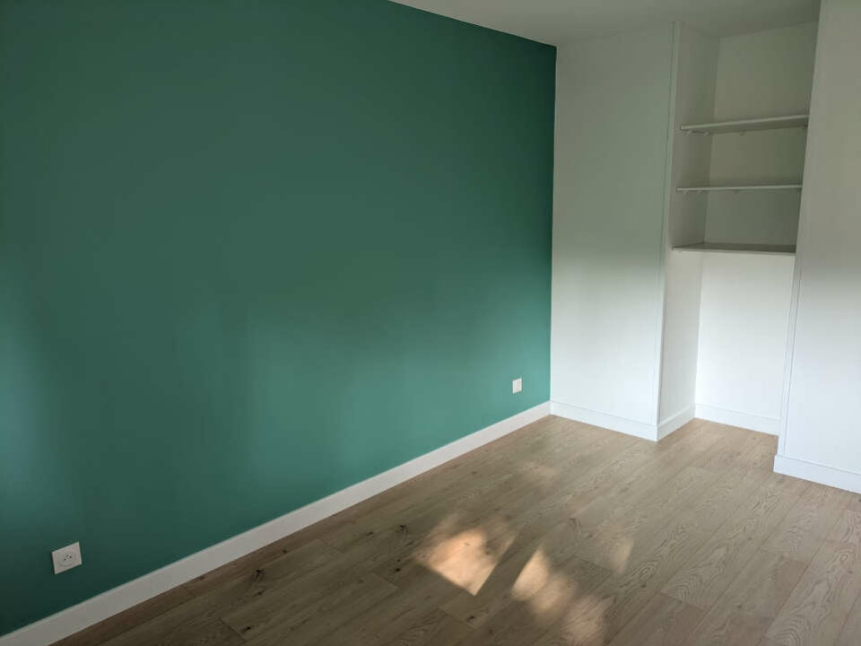 Pose de parquet stratifié flottant dans une chambre : guide complet