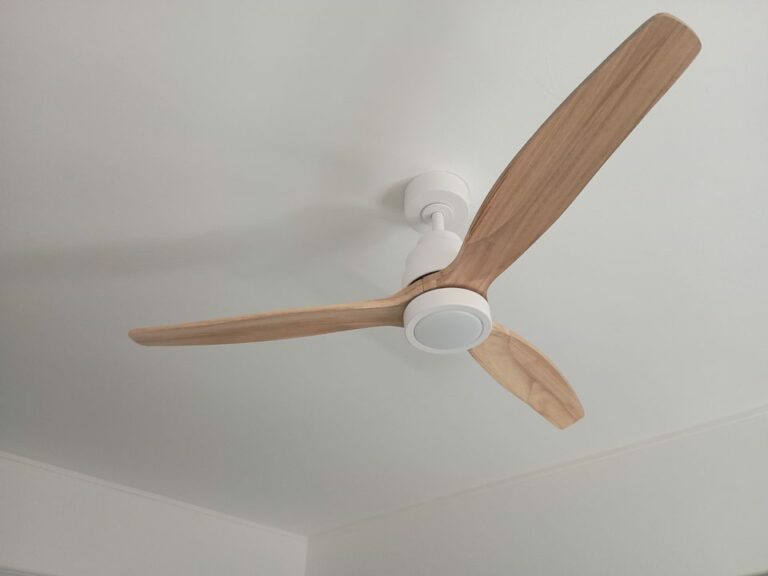 Lire la suite à propos de l’article Pourquoi intégrer un ventilateur de plafond dans un projet de rénovation